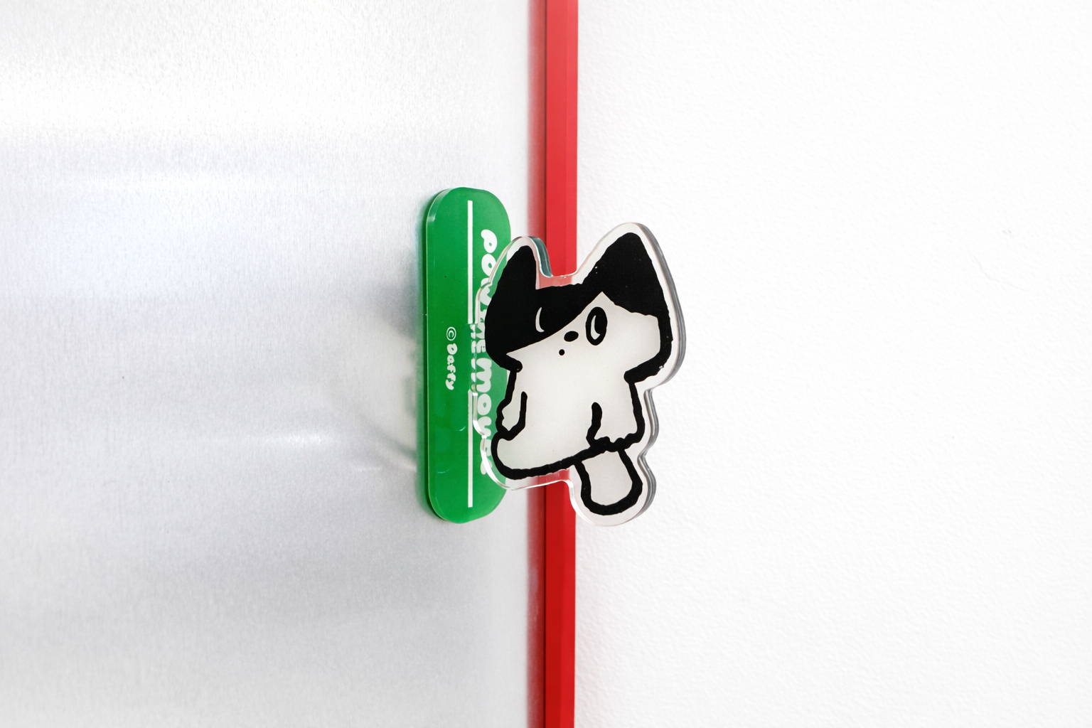 Daffy magnet green